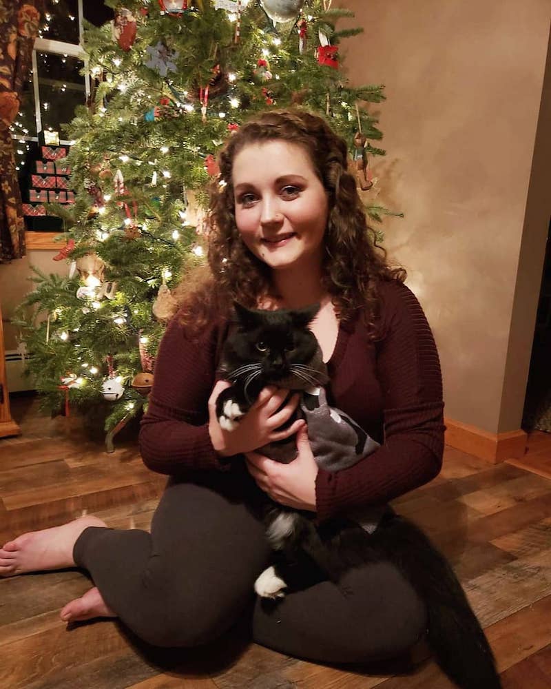 Un chat obtient avec sa maîtresse un diplôme de soutien émotionnel 5 soutien
