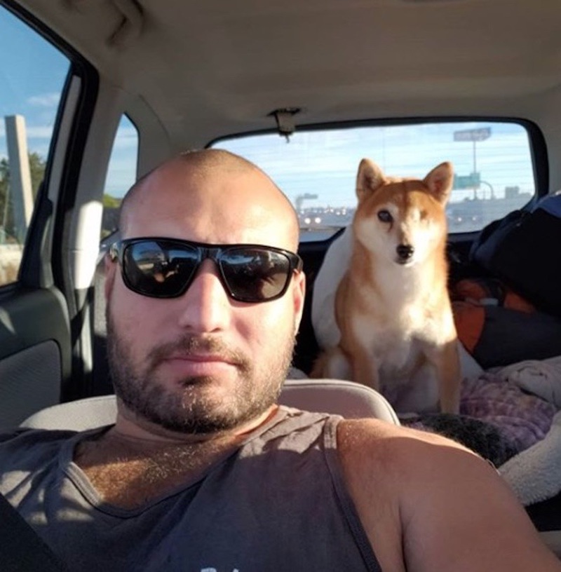 Photos: Il emmène sa chienne aveugle dans un voyage de 1 000 km à travers le désert pour lui redonner confiance 15 désert
