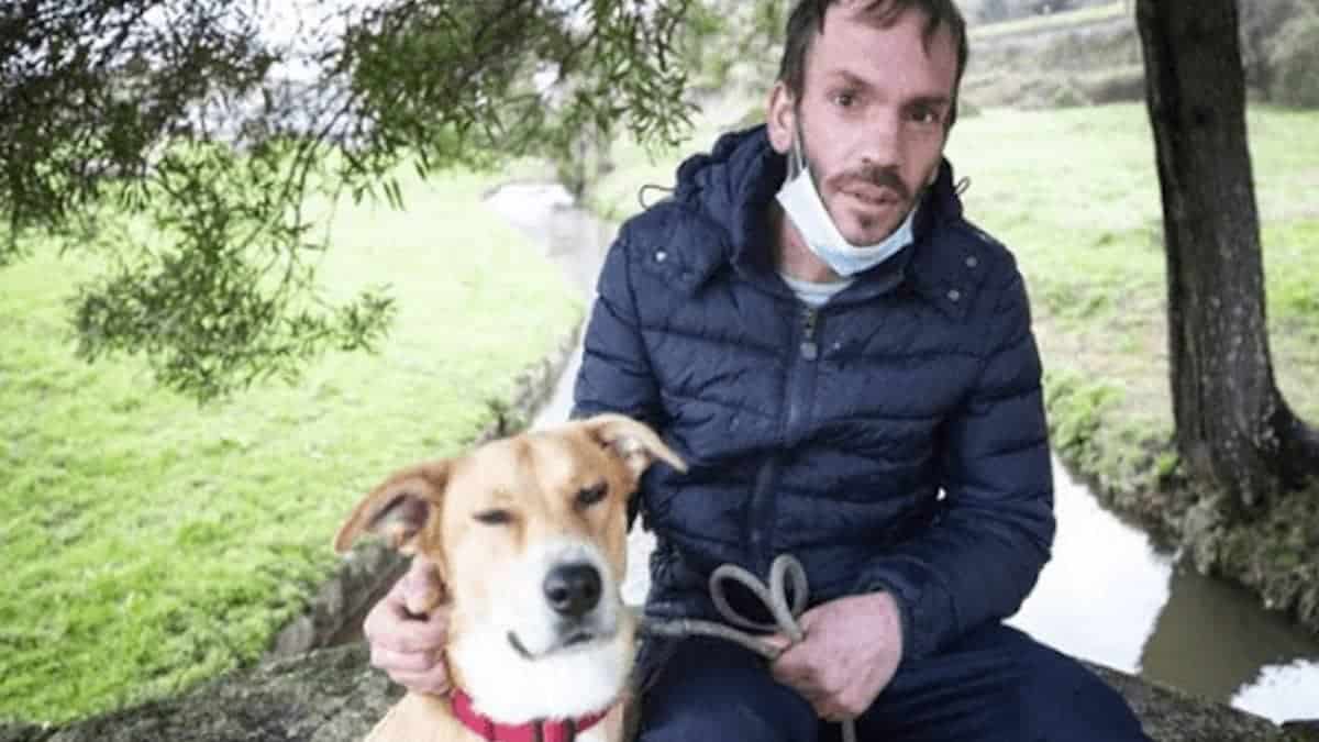 Un SDF malade refuse d'échanger son chien contre un foyer d'accueil