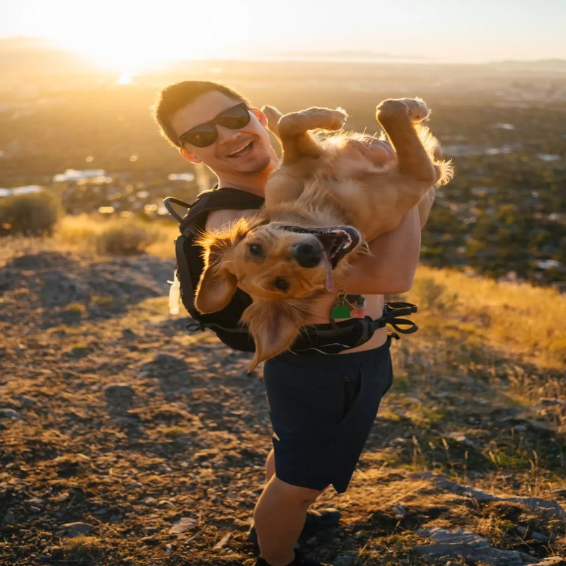 Vidéo : il installe une caméra pour filmer l'incroyable prouesse de son chien
