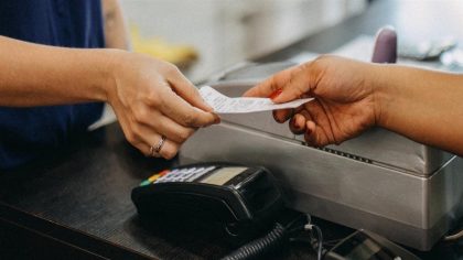 Suppression du ticket de caisse : comment les vigiles vont-ils effectuer les contrôles à la sortie des caisses sans ce document ?