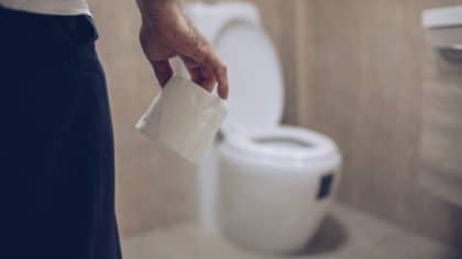 10 raisons surprenantes pour lesquelles de plus en plus de personnes utilisent les toilettes face vers l'avant