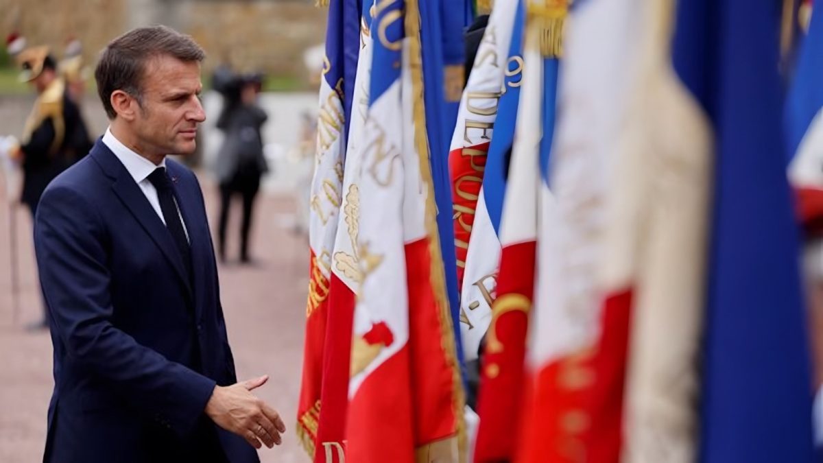Commémorations du 8 mai : la colère d’Emmanuel Macron face à BFMTV suscite une réponse immédiate