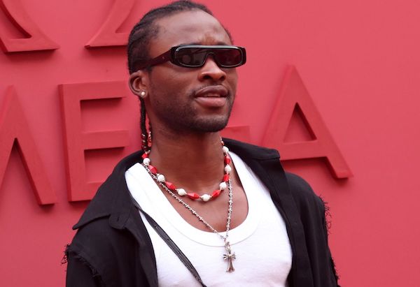 Décès à 31 ans du rappeur Werenoi, qui était en tête des ventes d'albums en France l'année dernière