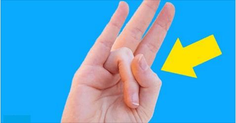 La raison surprenante pour laquelle vous devriez étirer votre annulaire avec votre pouce et maintenir la position pendant quelques secondes