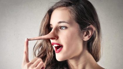 Les 3 signes du zodiaque les plus menteurs, selon l'astrologie