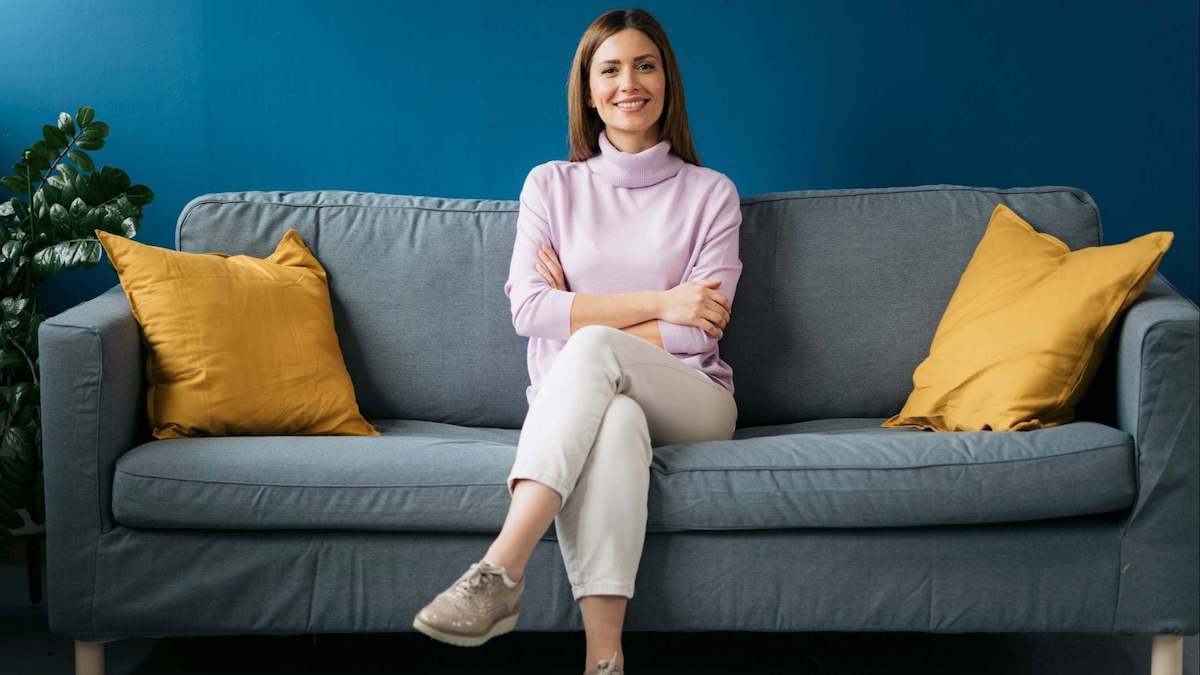 Pourquoi une femme croise-t-elle les jambes ?