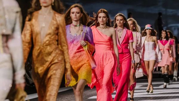 Une robe de rêve, un acte de générosité : l’histoire inspirante de Sienna
