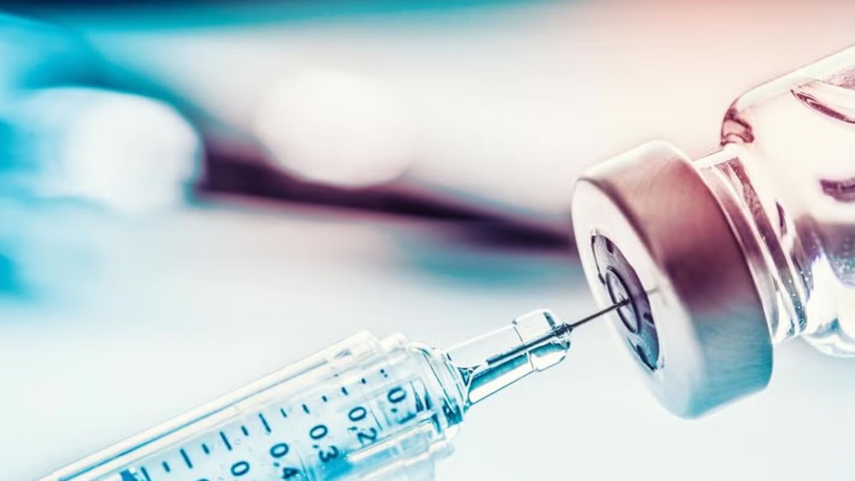 Vaccin Covid-19 : la liste des effets indésirables persistants s’allonge
