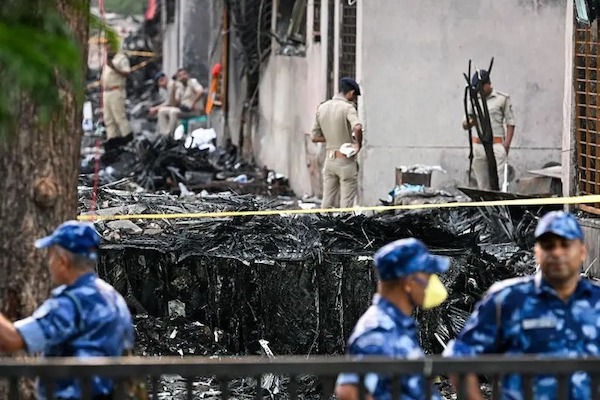4 causes possibles du crash de l'avion d'Air India qui a mis 30 secondes à s'écraser