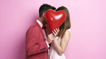 8 façons de rendre un homme plus heureux dans une relation