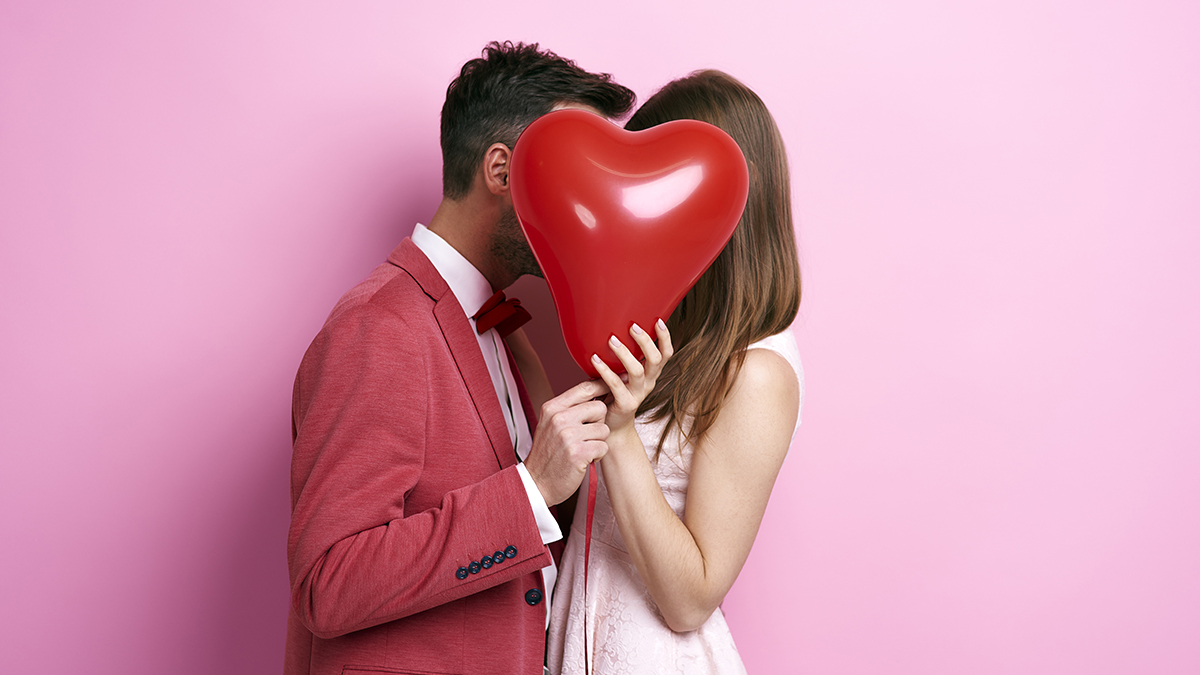 8 façons de rendre un homme plus heureux dans une relation