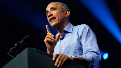 Barack Obama est réapparu avec un avertissement fort et inhabituel à l’égard de l’administration Trump
