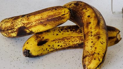 Les risques et les avantages de manger des bananes mouchetées