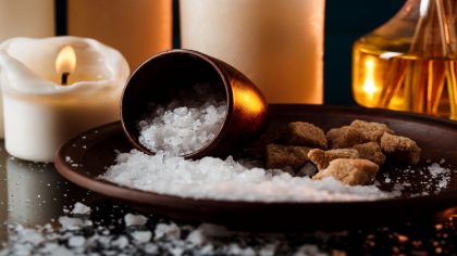 Comment purifier une maison de la négativité avec du sel et du vinaigre