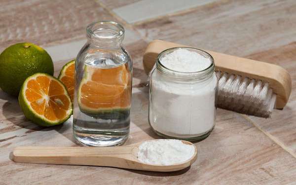 Comment purifier une maison de la négativité avec du sel et du vinaigre