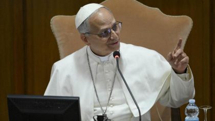 Le pape Léon XIV a déclaré avec colère qu'il y avait des « peuples entiers humiliés » et que ce sont eux les responsables