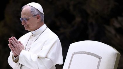 Le pape Léon XIV peut-il rester américain maintenant qu’il est à la tête d’un État étranger ?