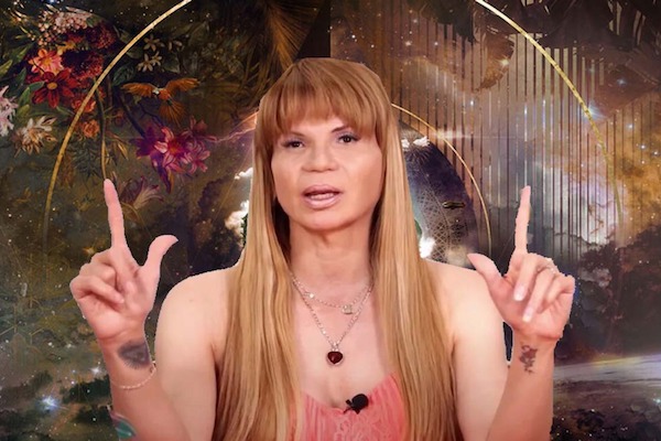Mhoni Vidente assure que juin sera un mois de terreur en raison de l'énergie de la lune des fraises