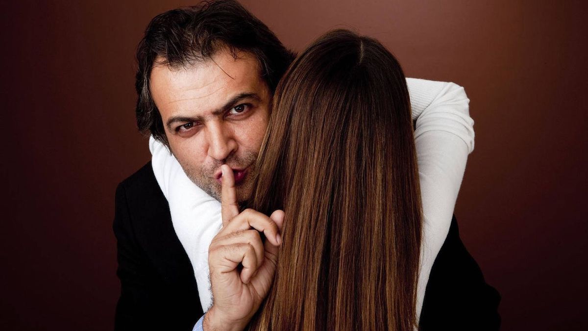Pourquoi les maris infidèles ne quittent pas leurs femmes ?
