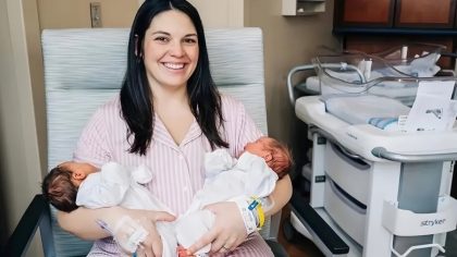 Une femme avec un double utérus donne naissance à deux bébés en deux jours consécutifs
