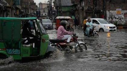 Une semaine de fortes pluies et d'inondations au Pakistan fait 46 morts, dont 13 d'une même famille