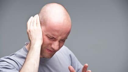 Acouphènes : symptômes et causes