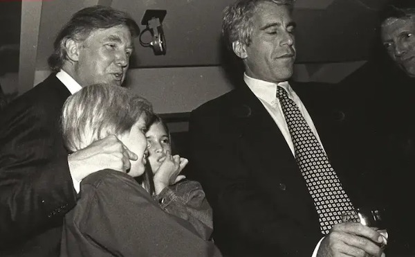 Des images inédites révèlent des liens anciens entre Donald Trump et Jeffrey Epstein