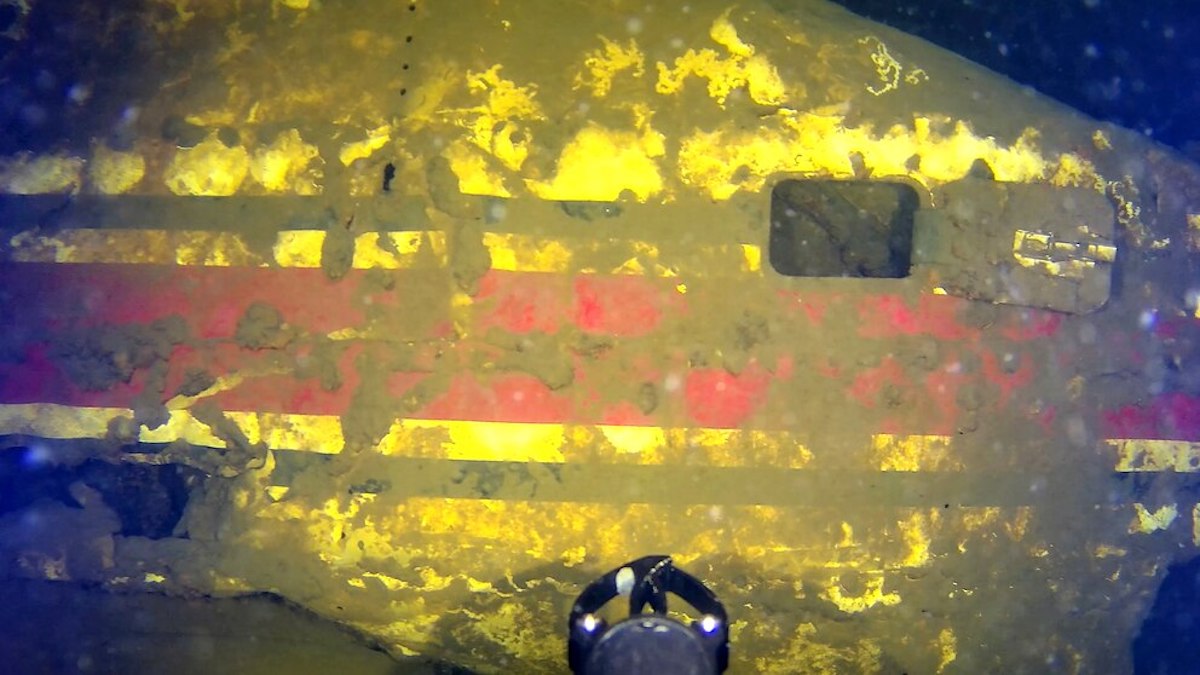 Les restes d'un avion mystérieusement disparu il y a plus de 50 ans ont été retrouvés au fond d'un lac