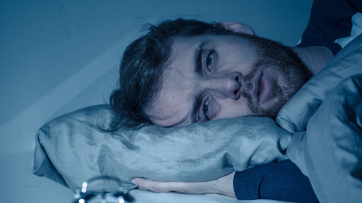 Pourquoi vous réveillez-vous entre 3 ou 4h du matin ? Voici ce que votre corps essaye de vous dire