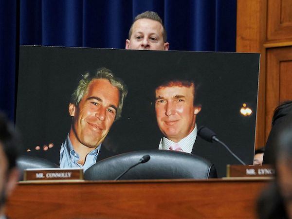 Trump est confronté à un problème bien plus grave découlant du chaos causé par Epstein
