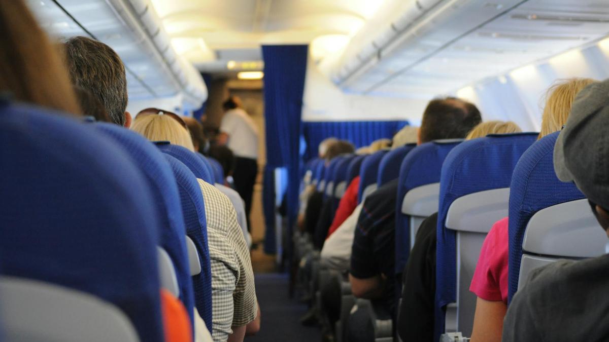 Un vol en avion tourne au cauchemar à cause d'une passagère indélicate