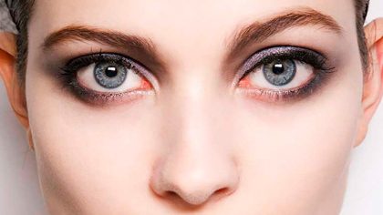 Caractéristiques des femmes aux grands yeux