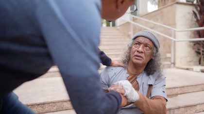 Ce sans-abri rejeté par l’entreprise a tout changé en un instant