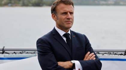 Emmanuel Macron : Comment reste-t-il en pleine forme avec seulement 3 à 4 heures de sommeil ?