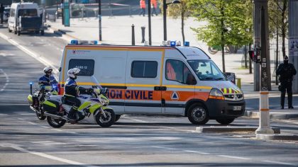 Tragédie sur la RD 928 : une mère et ses enfants perdent la vie
