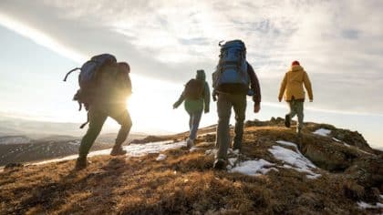 Une famille a disparu en 1998 lors d'une randonnée en montagne. Ce qu'ils ont découvert 23 ans plus tard est effrayant