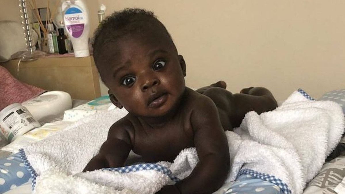 Une femme chinoise donne naissance à un bébé à la peau foncée, provoquant un tollé familial